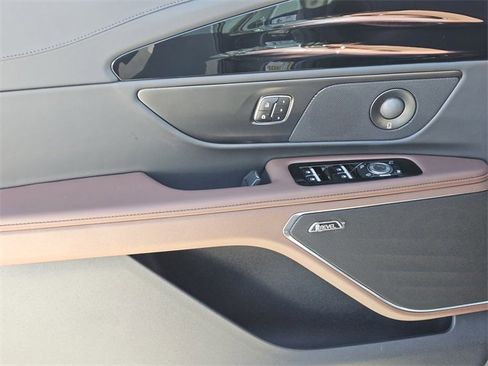 New 2026 Lincoln Nautilus Reserve image 22