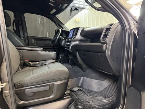 Used 2024 RAM 2500 Tradesman w/ Chrome Appearance Group image 26