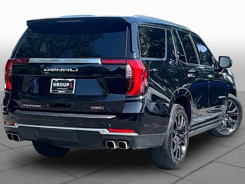 Used 2025 GMC Yukon Denali w/ Sun & Power Step Package AWD/4WD image 13
