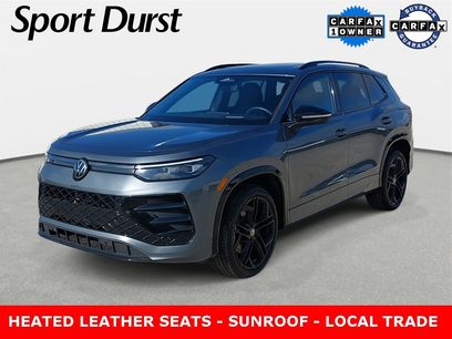 Certified 2025 Volkswagen Tiguan SE R-Line