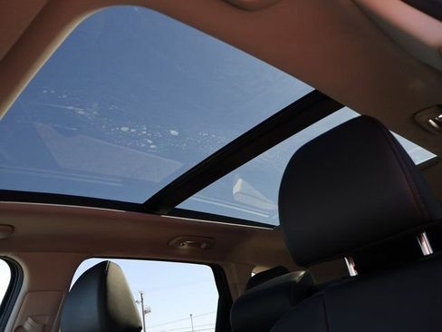 New 2026 Kia Sorento S w/ S Panoramic Sunroof Package FWD image 43