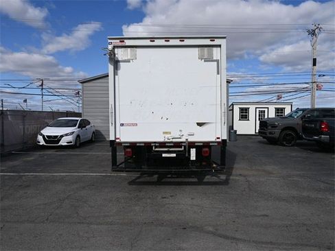Used 2016 Chevrolet Express 3500 image 35