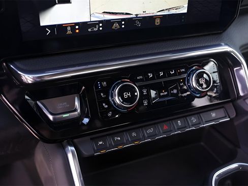 Used 2024 GMC Sierra 1500 Denali image 21