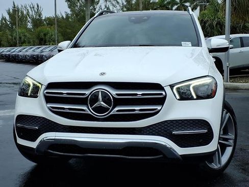 Used 2021 Mercedes-Benz GLE 350 4MATIC image 2