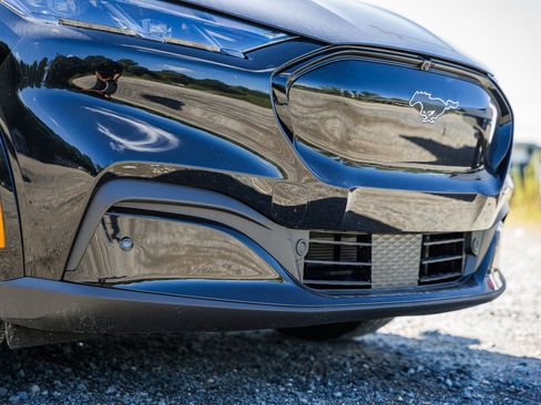 New 2025 Ford Mustang Mach-E Premium image 13