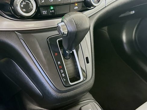 Used 2015 Honda CR-V LX image 16