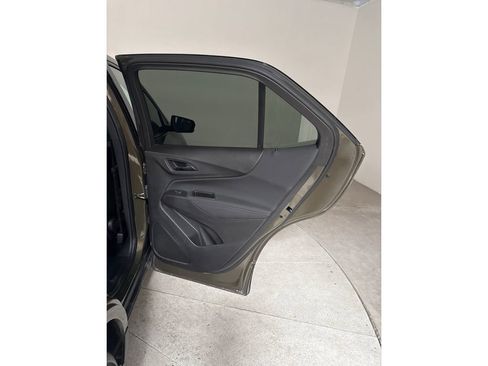 Used 2024 Chevrolet Equinox RS image 16