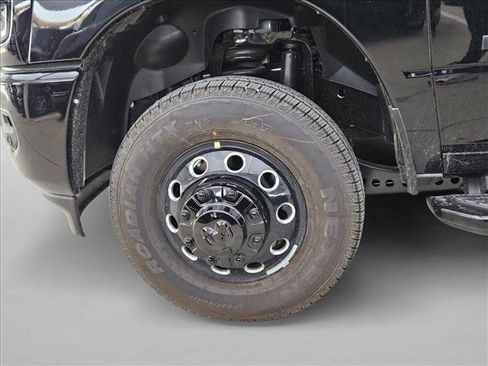 New 2026 RAM 3500 Lone Star AWD/4WD image 10