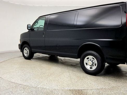 Used 2024 Chevrolet Express 2500 w/ Driver Convenience Package image 7