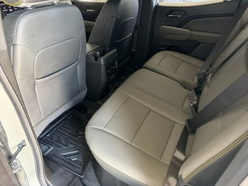 Used 2024 Chevrolet Colorado ZR2 w/ ZR2 Convenience Package III AWD/4WD image 33