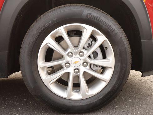 New 2026 Chevrolet TrailBlazer LS w/ LS Convenience Package FWD image 18