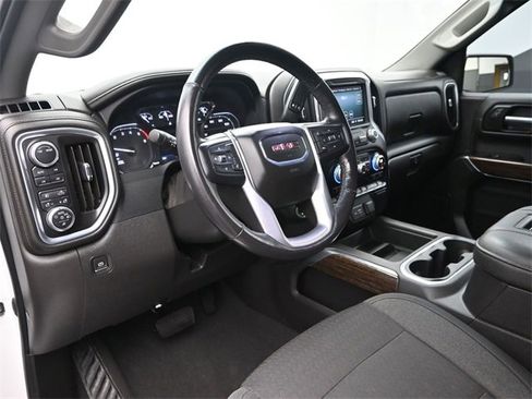 Used 2022 GMC Sierra 1500 Elevation w/ Driver Alert Package I image 8
