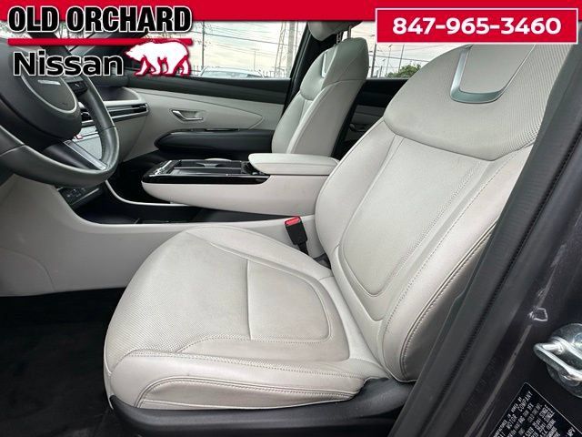 Used 2025 Hyundai Tucson Limited AWD/4WD image 9