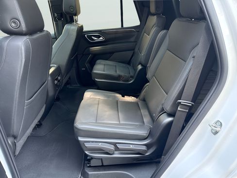 Used 2023 Chevrolet Tahoe Z71 w/ Z71 Off-Road Package AWD/4WD image 9