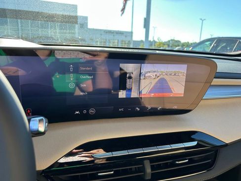 New 2026 Buick Enclave Preferred w/ Power Package image 10