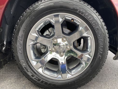 Used 2017 RAM 1500 Express RWD image 13