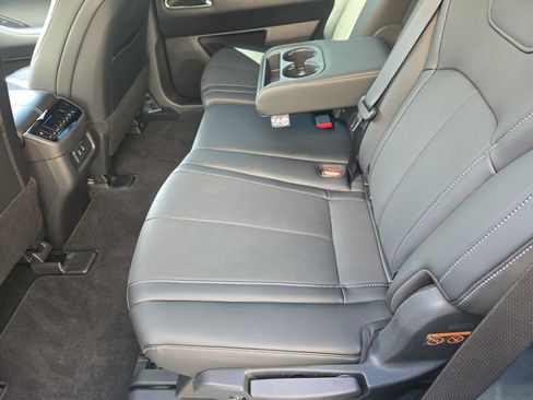 Certified 2026 INFINITI QX60 Luxe w/ Cargo Package FWD image 13