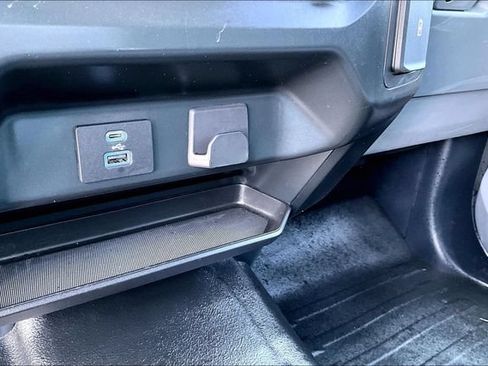 Used 2022 Ford F150 XL w/ Equipment Group 101A High RWD image 16