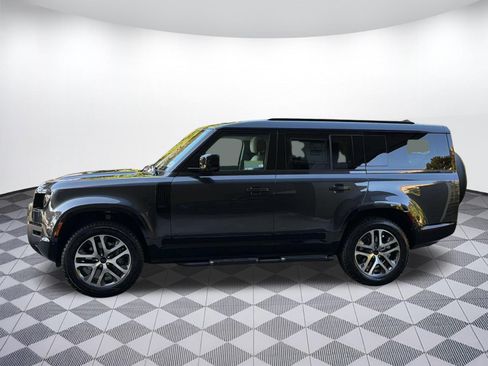 New 2026 Land Rover Defender 130 X-Dynamic SE AWD/4WD image 2