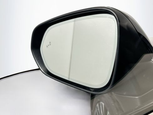 Used 2023 Lexus RZ 450e Premium w/ Accessory Package (Z1) image 16