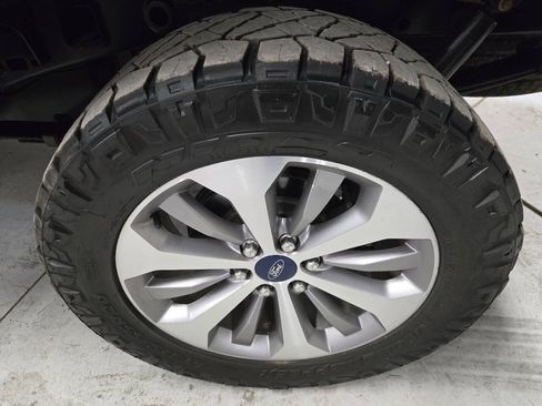 Used 2019 Ford F150 4x4 SuperCrew image 5