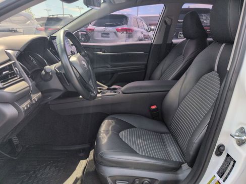 Certified 2023 Toyota Camry SE AWD/4WD image 9