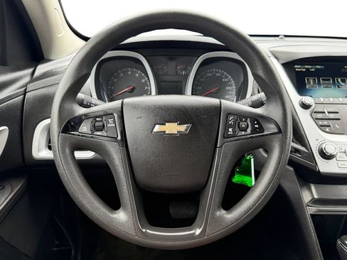 Used 2017 Chevrolet Equinox LS AWD/4WD image 13