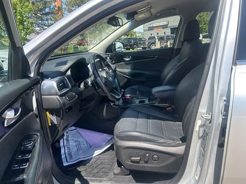 Used 2017 Kia Sorento EX AWD/4WD image 24