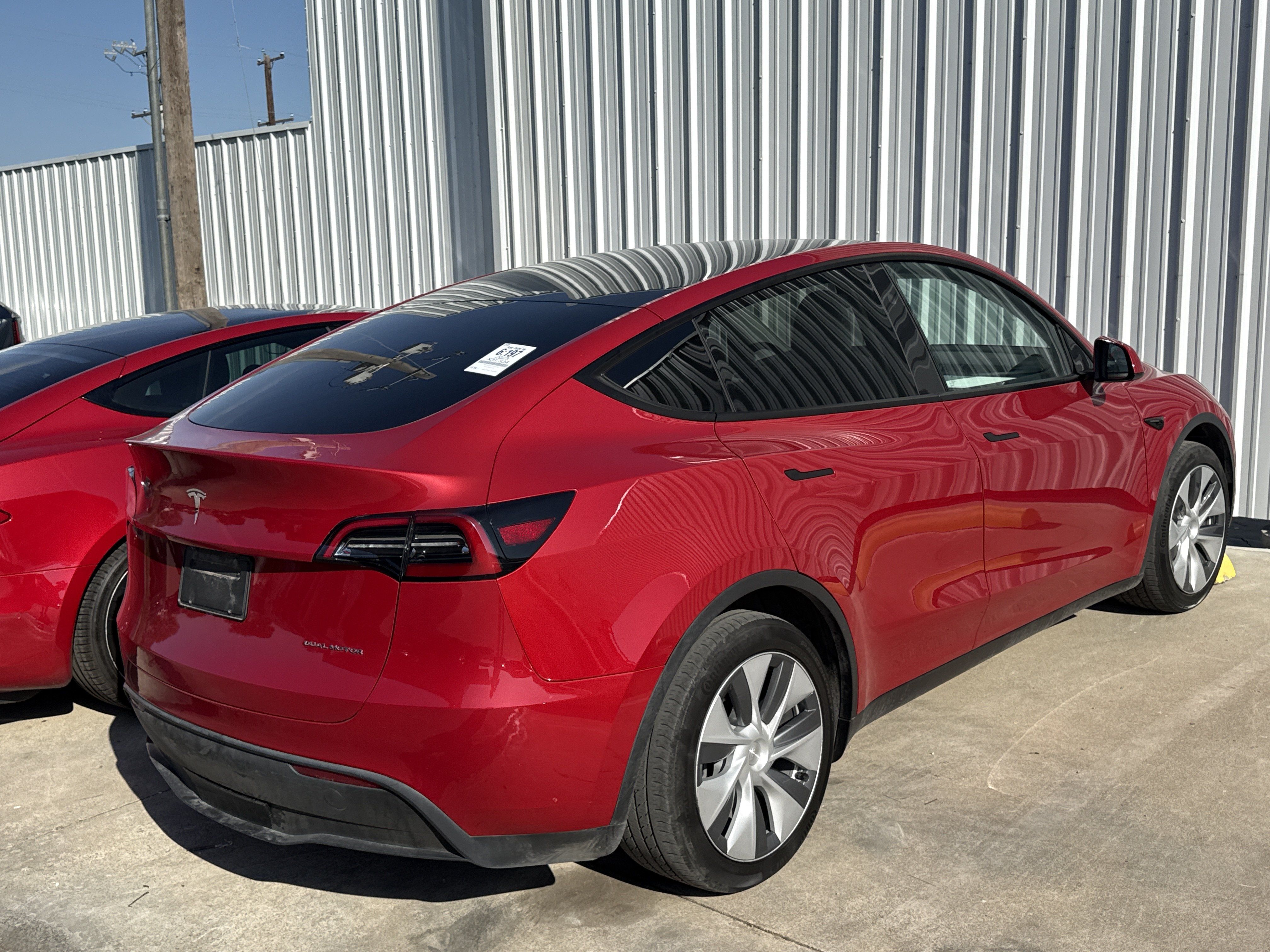 Used 2023 Tesla Model Y Long Range AWD/4WD image 4