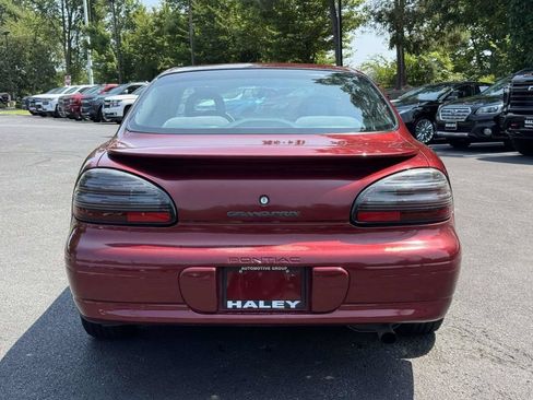 Used 2003 Pontiac Grand Prix SE w/ Equipment Group FWD image 22