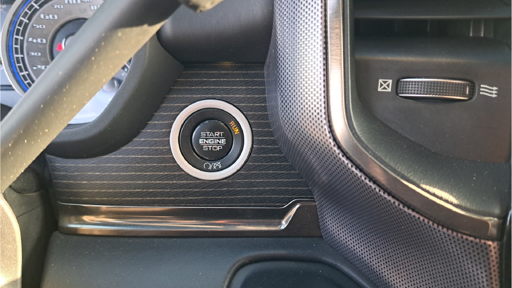 Used 2019 RAM 2500 Limited AWD/4WD image 23