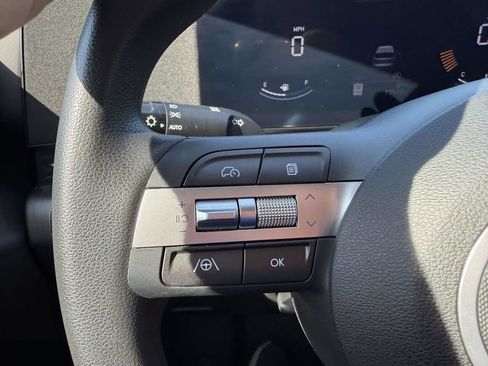 Used 2024 Hyundai Kona SE AWD/4WD image 34