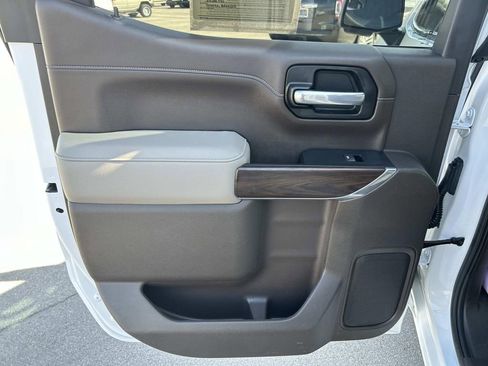 Used 2021 GMC Sierra 1500 SLT w/ SLT Convenience Package image 25