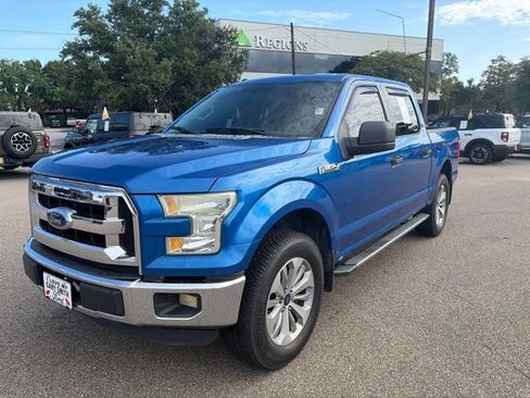 Used 2015 Ford F150 XLT w/ Trailer Tow Package RWD image 4