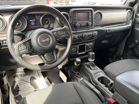 Used 2021 Jeep Gladiator Sport AWD/4WD image 21