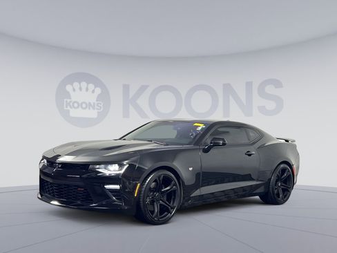 Used 2018 Chevrolet Camaro SS image 1