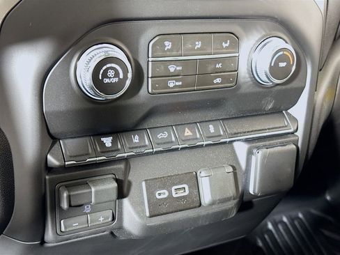 Certified 2026 GMC Sierra 3500 Pro AWD/4WD image 14
