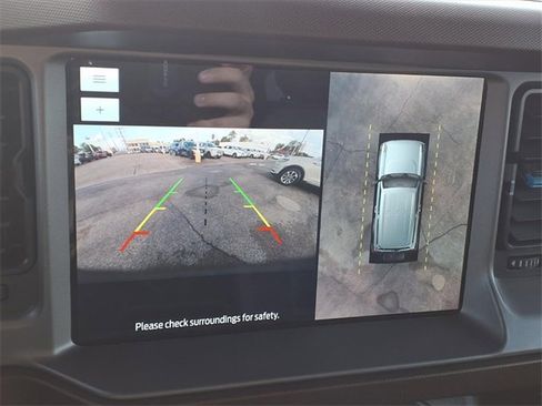 Used 2023 Ford Bronco Outer Banks image 17