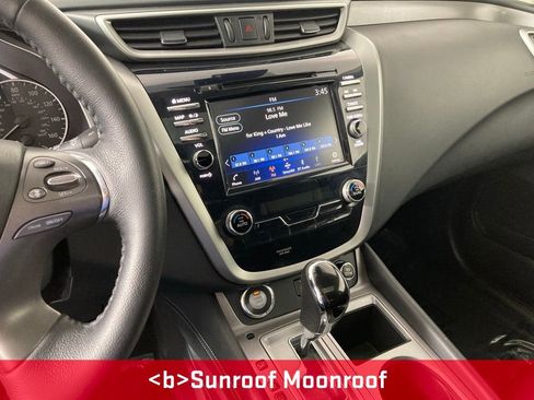 Used 2024 Nissan Murano SV image 2