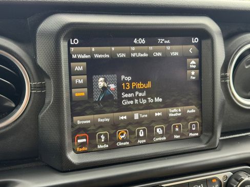 Used 2018 Jeep Wrangler Unlimited Sahara AWD/4WD image 55