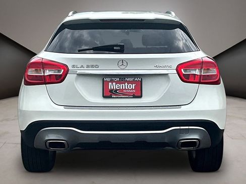 Used 2018 Mercedes-Benz GLA 250 4MATIC image 5