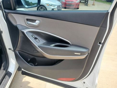 Used 2014 Hyundai Santa Fe Sport 2.0T w/ Navigation Package 06 FWD image 6