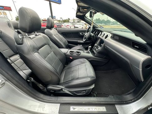 Used 2020 Ford Mustang Premium RWD image 22