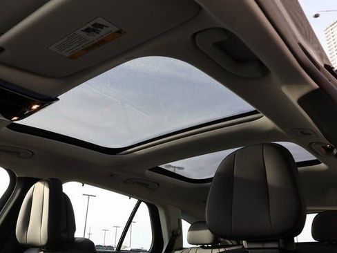 Used 2025 Mercedes-Benz E 450 4MATIC All-Terrain Wagon image 10