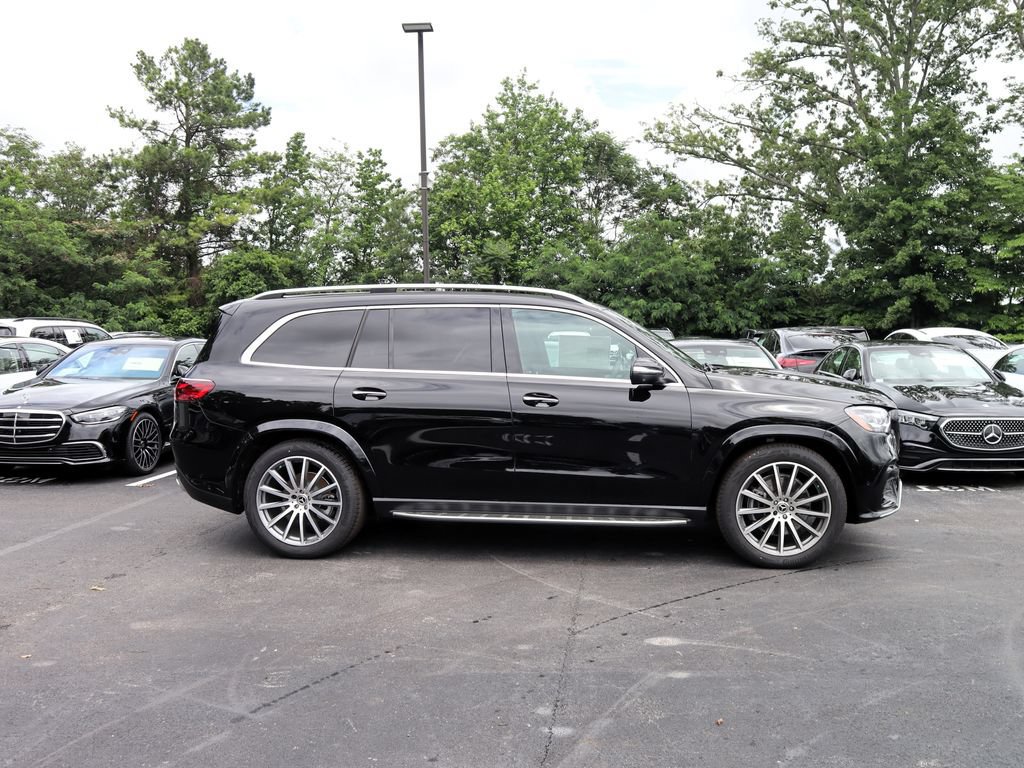 New 2025 Mercedes-Benz GLS 580 4MATIC image 2