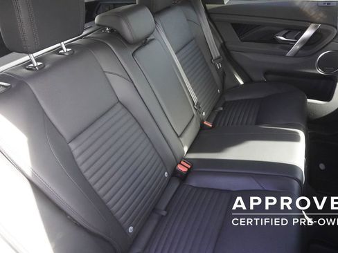 Used 2025 Land Rover Discovery Sport S image 27