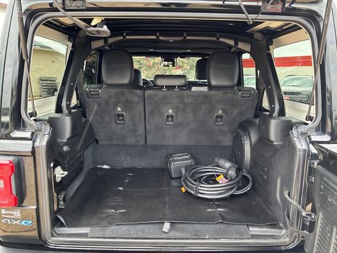 Used 2024 Jeep Wrangler Unlimited Rubicon 4xe AWD/4WD image 26