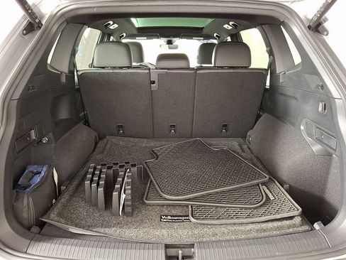 Used 2022 Volkswagen Tiguan SE R-Line AWD/4WD image 30