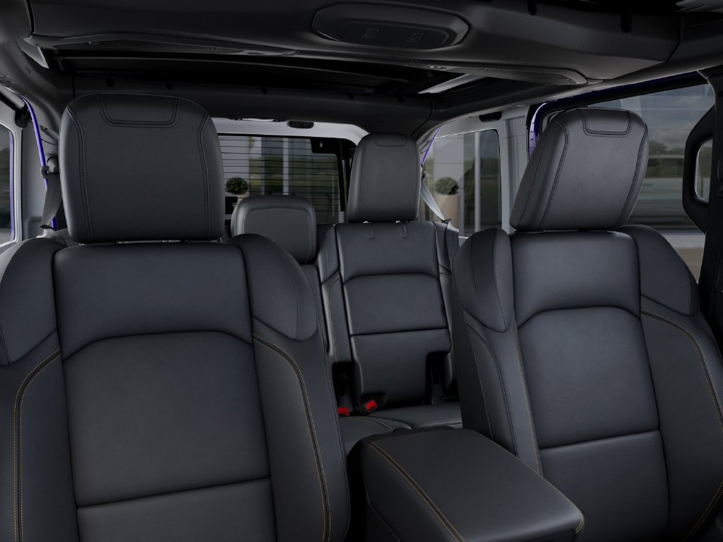 New 2026 Jeep Wrangler Unlimited Sahara AWD/4WD image 26