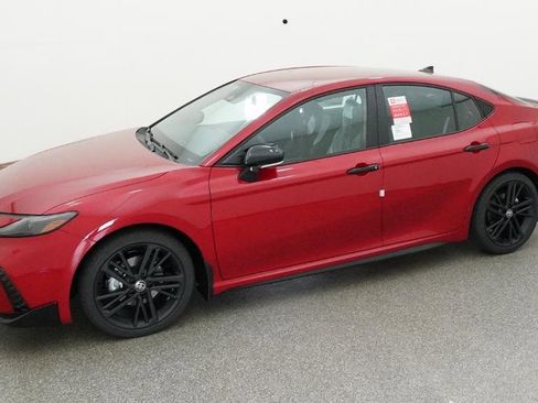 New 2026 Toyota Camry Hybrid image 4